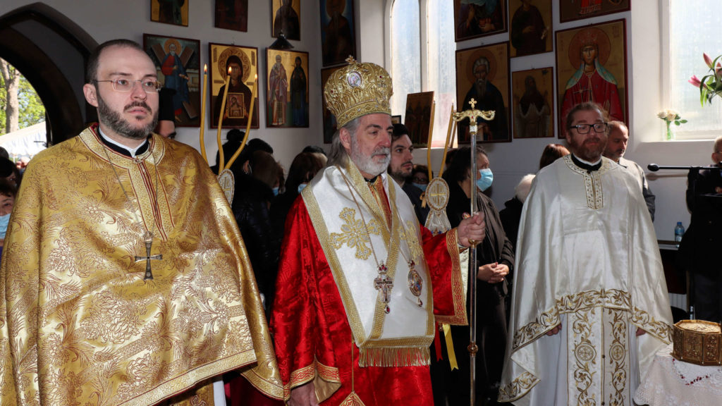 Archbishop of Thyateira & Great Britain Nikitas visits celebrating Church of Ss. Raphael, Nicholas & Irene in North London