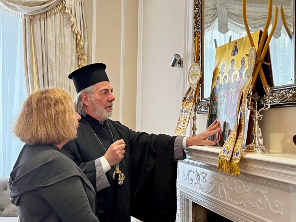 Στον Αρχιεπίσκοπο Θυατείρων η βουλευτής των Εργατικών Karen Buck