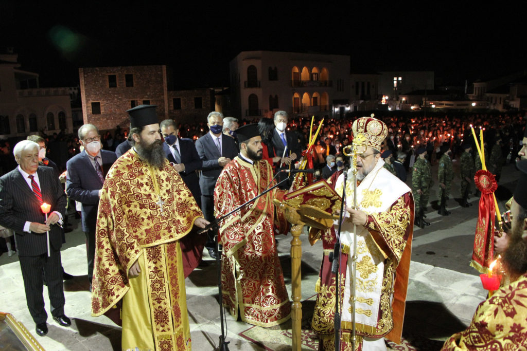 Το Χριστός Ανέστη ακούστηκε σε όλη την Καλαμάτα
