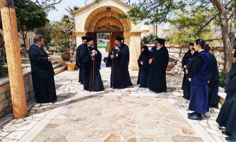 His Eminence Archbishop Makarios of Australia visits the new Metropolitan of Rethymnos