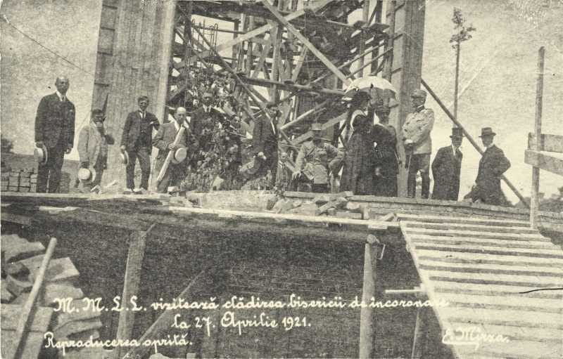 Expoziție la Centenarul Încoronării: Fotograful Unirii a surprins imagini de la construcția Catedralei din Alba Iulia