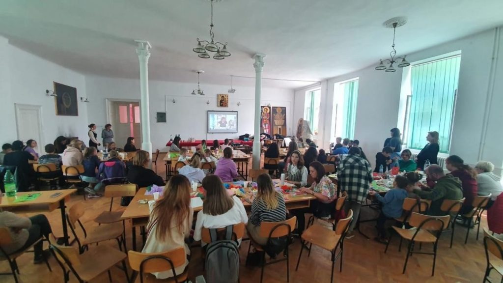 Terapie prin artă pentru refugiații din Ucraina