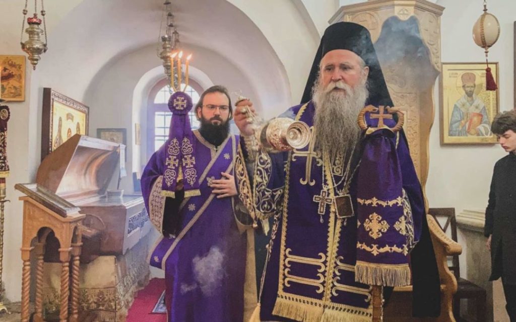 Митрополит Јоаникије богослужио у Цетињском манастиру