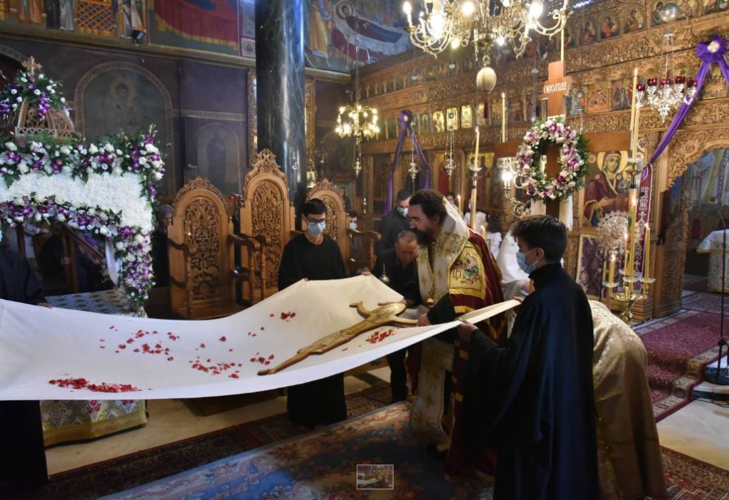 Η Ακολουθία των Παθών και της Αποκαθήλωσης στη Μητρόπολη Καστορίας
