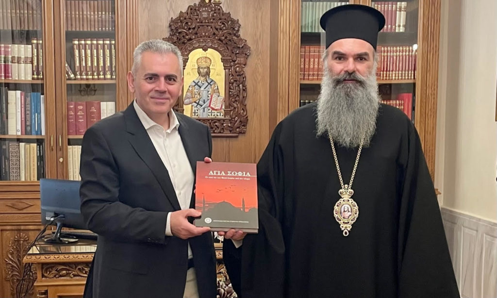 Χαρακόπουλος σε Μητροπολίτη Ελασσώνος: «Θεάρεστο το έργο που αθόρυβα επιτελείτε»