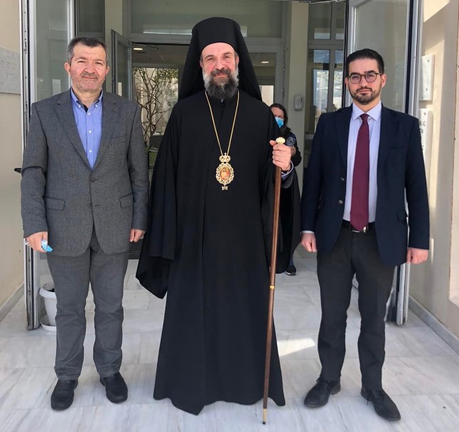 Ο Μητροπολίτης Θήρας ευχήθηκε στους ιατρούς και τους ασθενείς του Γ. Νοσοκομείου Θήρας