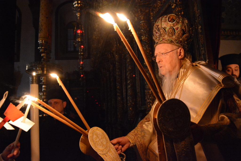 Οικουμενικός Πατριάρχης: Οι δυνάμεις του κακού, η βία και η αδικία, δεν θα νικήσουν στο τέλος – Ανάσταση στο Φανάρι