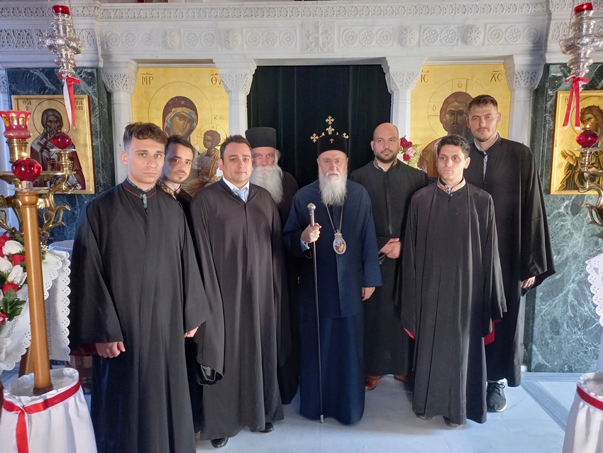 Ο Μητροπολίτης Κορίνθου στην Πανηγυρίζουσα Ιερά Μονή Αγ.  Θεράποντος Γαλατακίου