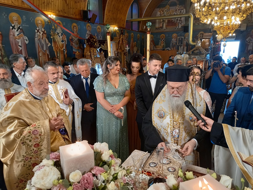 Γάμοι τέκνων ιερέων στη Μητρόπολη Κορίνθου