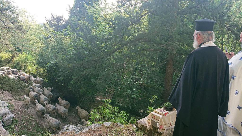 Ο Μητροπολίτης Ρεθύμνης στην πανήγυρη των Αγίων 5 Παρθένων