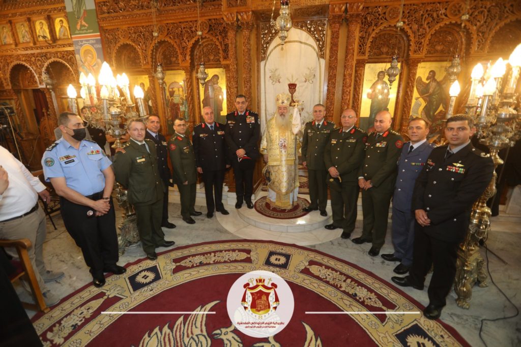 إحتفالُ الكنيسةِ الأرثوذكسيَّةِ بعيدِ الإستقلالِ وحضورٌ عسكريٌّ مَهيب