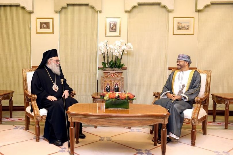 Patriarch John X meets Oman’s Minister of Foreign Affairs