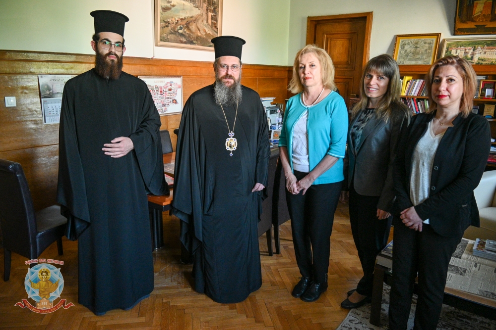 Епископ Поликарп посети Националната библиотека „Св. св. Кирил и Методий“