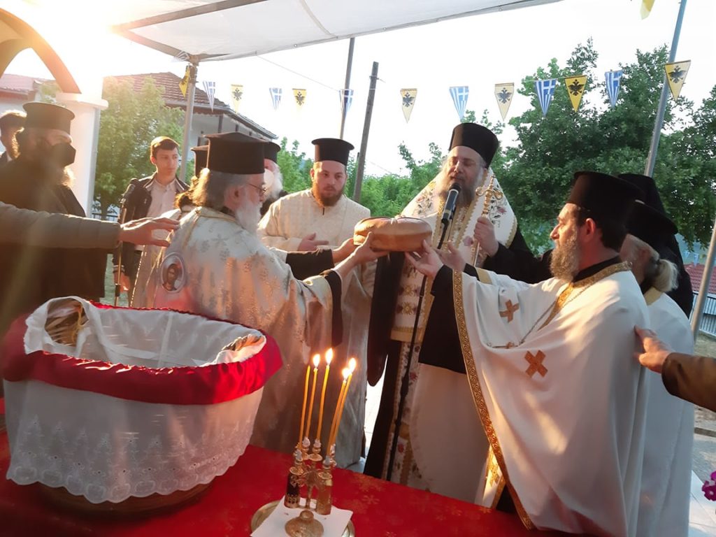 Πανηγυρικός Εσπερινός στον Ιερό Ναό Αποστόλου Θωμά Ανταλλαξίμων Τρικάλων