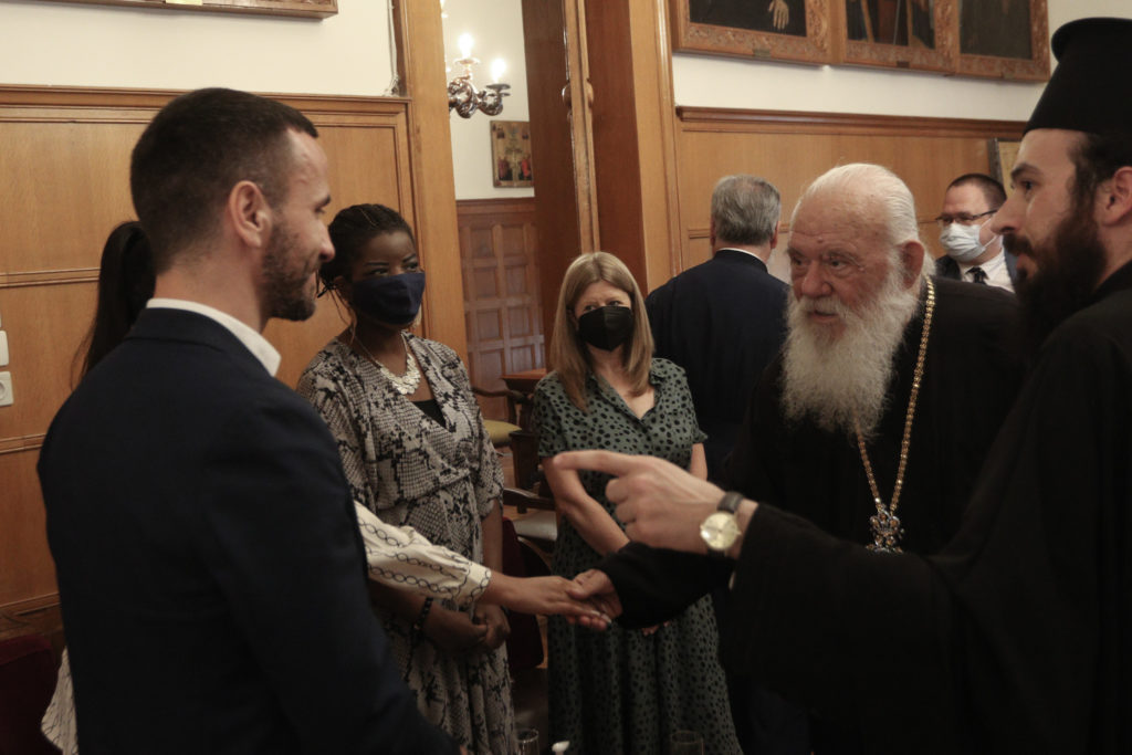 Συνάντηση Ιερωνύμου – Μελών Δ.Σ. Διεκκλησιαστικής Επιτροπής, αρμόδιας για πρόσφυγες στην Ευρώπη