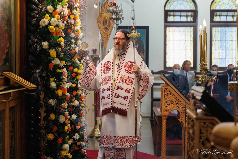 The Faithful of Perth honour Sts Constantine and Helene, Equal to the Apostles