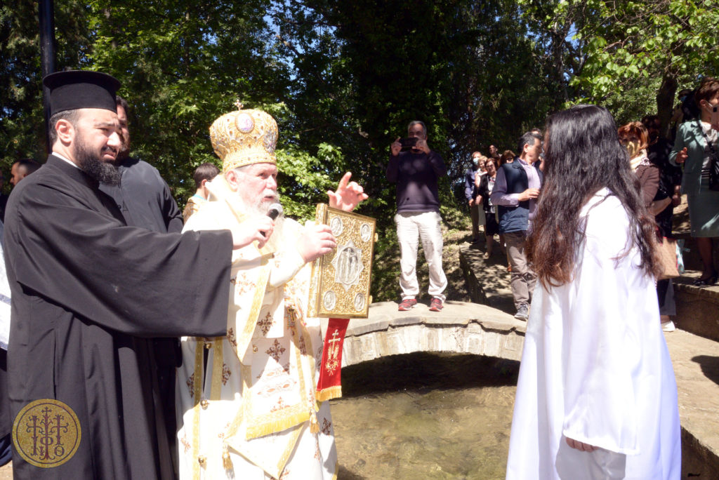 Βαφτίσεις στο ιερό προσκύνημα – βαπτιστήριο της Αγίας Λυδίας ανήμερα της εορτής της (ΦΩΤΟ – ΒΙΝΤΕΟ)