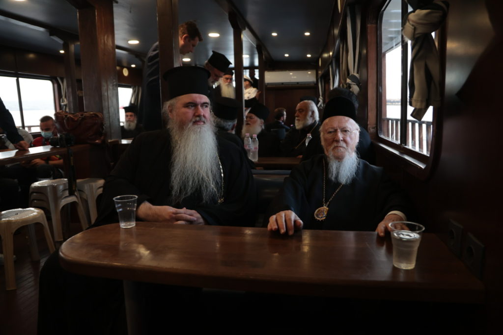 Ο Οικουμενικός Πατριάρχης εν πλω στον Δήμο Θερμαϊκού και τις περιοχές Natura (ΦΩΤΟ)