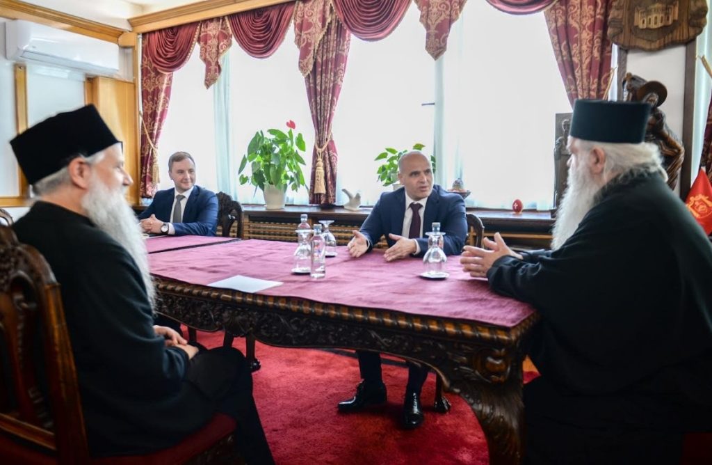 Συνάντηση Πρωθυπουργού Σκοπίων-Αρχιεπισκόπου Στεφάνου για την αναγνώριση από το Φανάρι