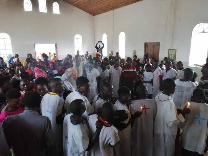 Αφρική: 155 βαφτίσεις και 8 γάμοι στη Δυτική Τανζανία