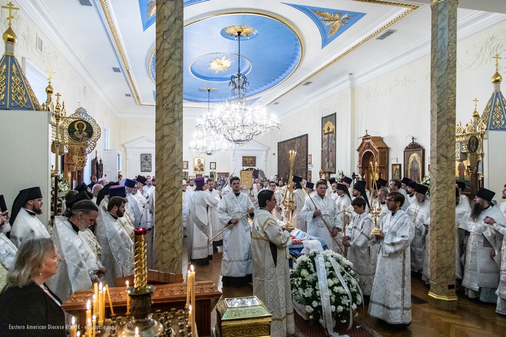 Состоялось отпевание митрополита Восточно-Американского и Нью-Йоркского Илариона