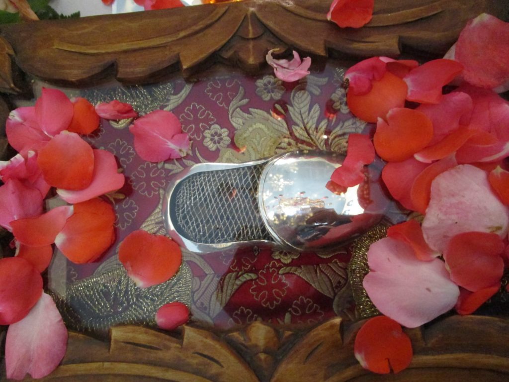 Ελευσίνα: Υποδοχή του Τιμίου Ποδός της Αγίας Ελένης ενόψει της γιορτής