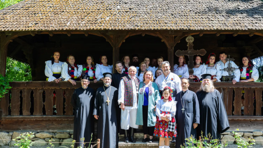 Muzeul Satului a celebrat 300 de ani de existență a bisericii de lemn din Dragomirești, județul Maramureș