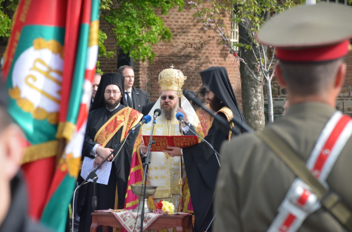 Отслужен бе тържествен водосвет по повод Гергьовден – Ден на храбростта и Българската армия в София