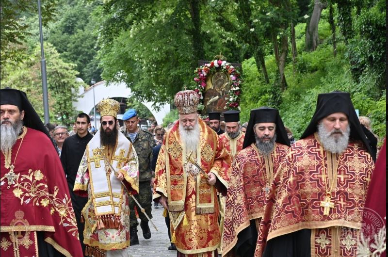 Λιτανεία της Παναγίας του Ελέους από το Στενήμαχο στο Μπάτσκοβο
