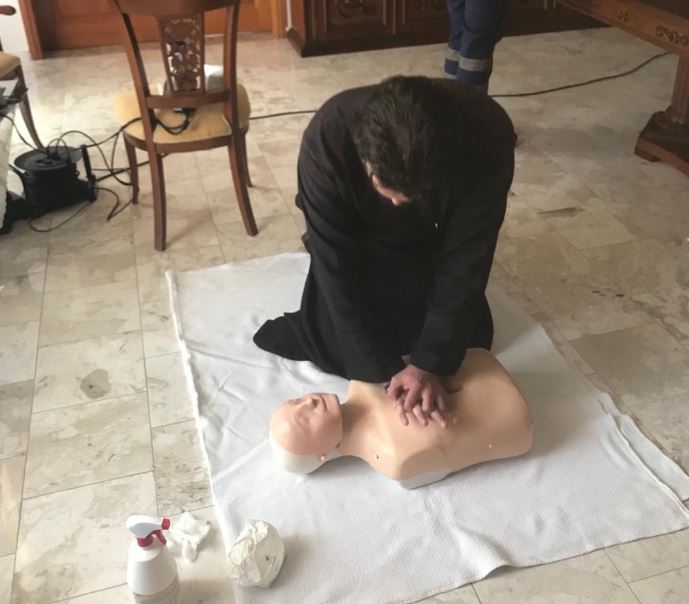 Σεμινάριο πρώτων βοηθειών και ενημέρωση γονέων για την κατασκήνωση στην Ι.Μ. Καρπενησίου