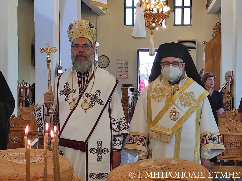 Δισαρχιερατική Θεία Λειτουργία στον Ι.Ν.Αγ. Πάντων Παραδεισίου Κω