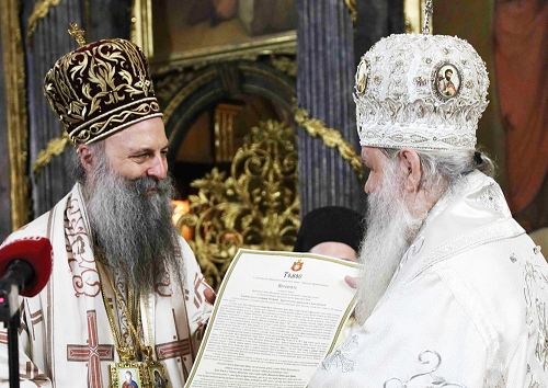 Патриарх Сербский Порфирий вручил томос об автокефалии Македонской Православной Церкви