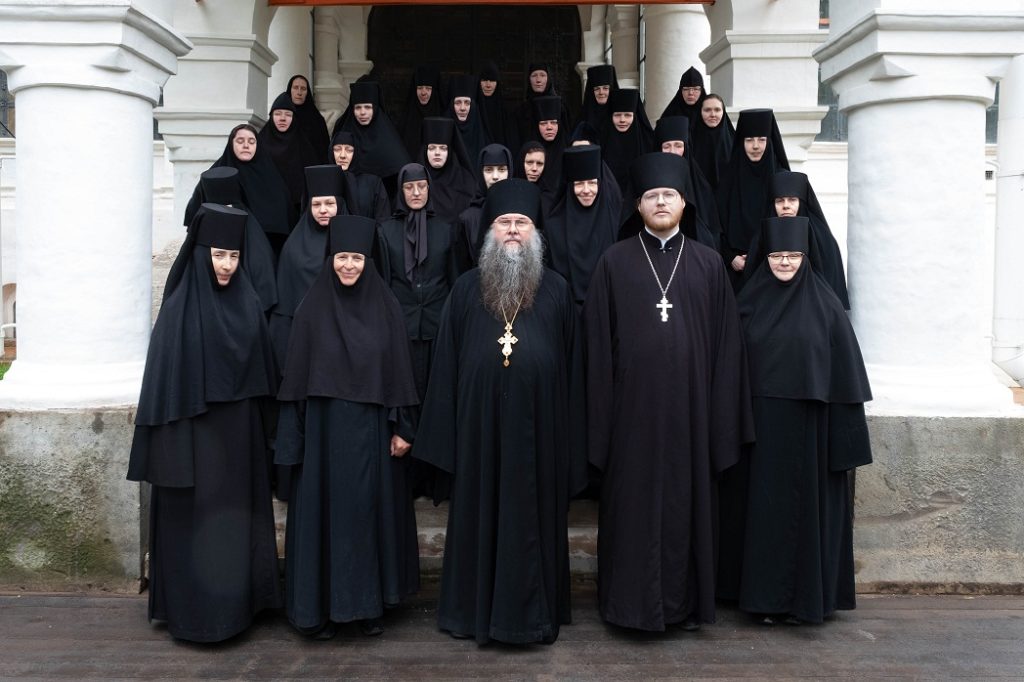 На базе Коломенской духовной семинарии прошла итоговая аттестация слушателей курсов базовой подготовки в области богословия для монашествующих