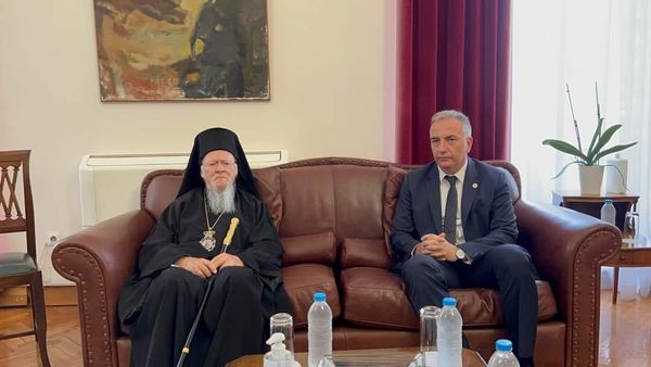 ‎صاحب القداسة يستقبل نائب وزير الداخلية المسؤول عن مقدونيا ،تراقيا