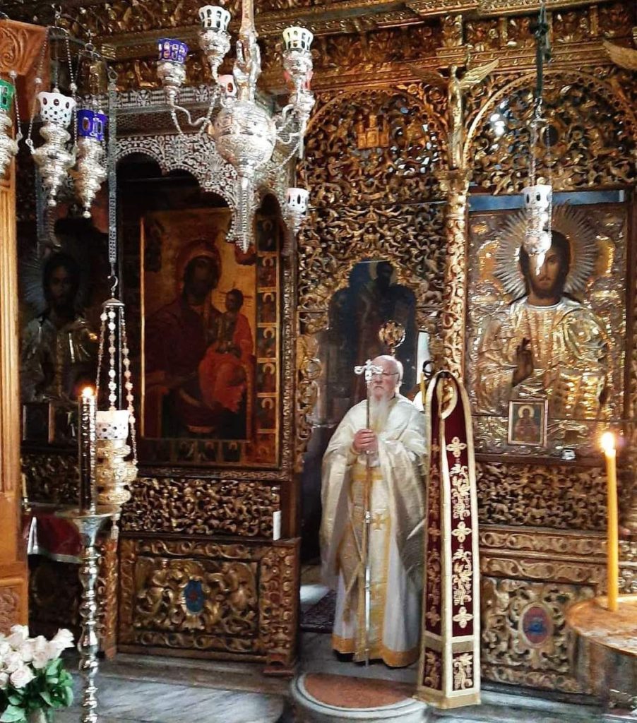 ‎قداس البطريرك برثلماوس دير إيفيرون ابجبل أثوس بلباس كاهن