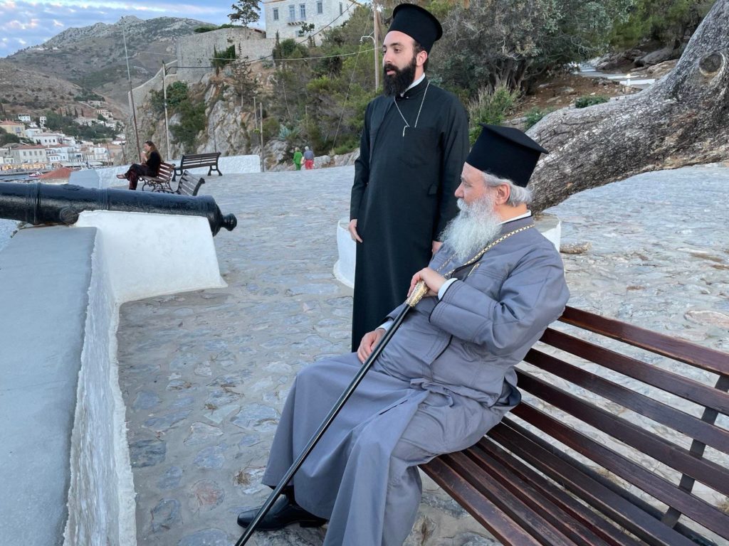 Ο Μητροπολίτης αφουγκράστηκε τις ανησυχίες των κατοίκων της Ύδρας