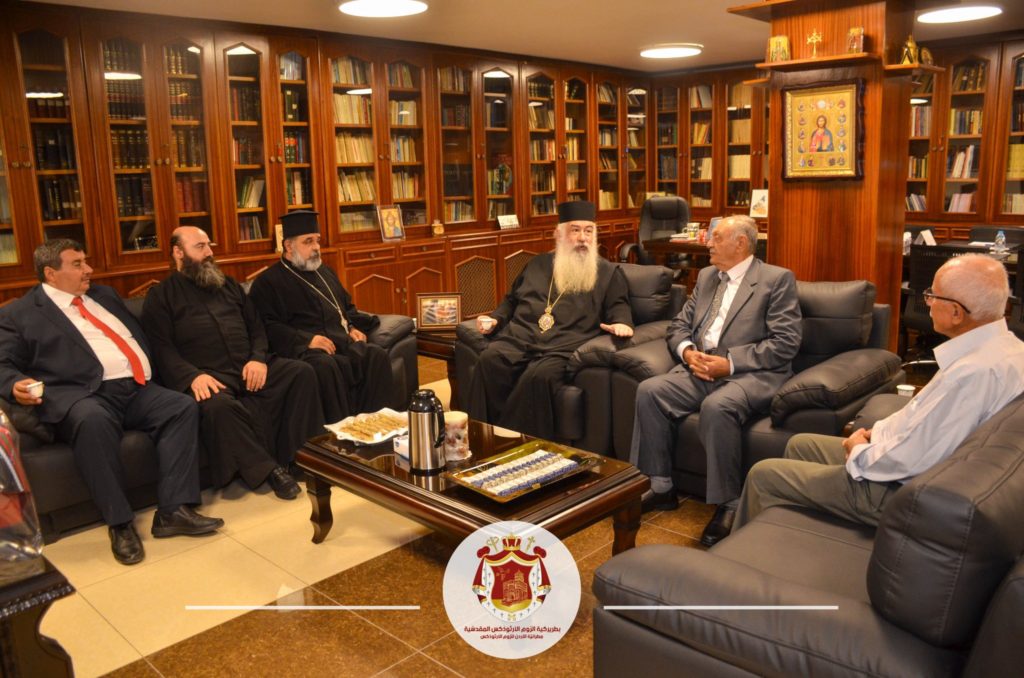 ‎المطران خريستوفوروس يجتمعُ معَ كاهنِ ولجنةِ رعيّةِ عنجرة