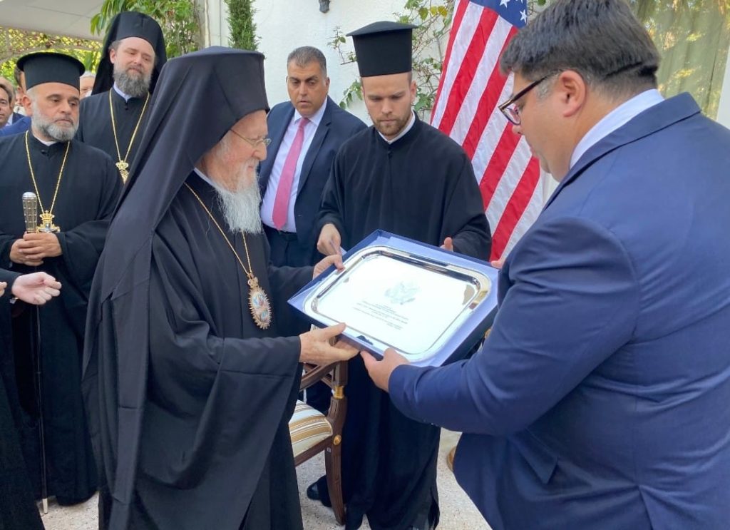 سعادة السفير الامريكي في اليونان يقيم حفل استقبال على شرف قداسته