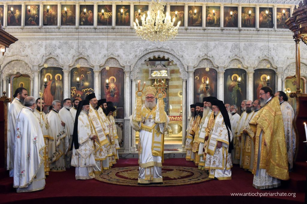 لبطريرك يوحنا العاشر يترأس القداس الإلهي بمناسبة عيد القديسين بطرس وبولس.