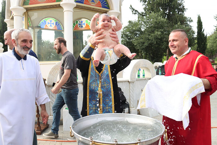 PATRIARCH OF GEORGIA BECOMES GODFATHER TO ANOTHER 1,600 BABIES