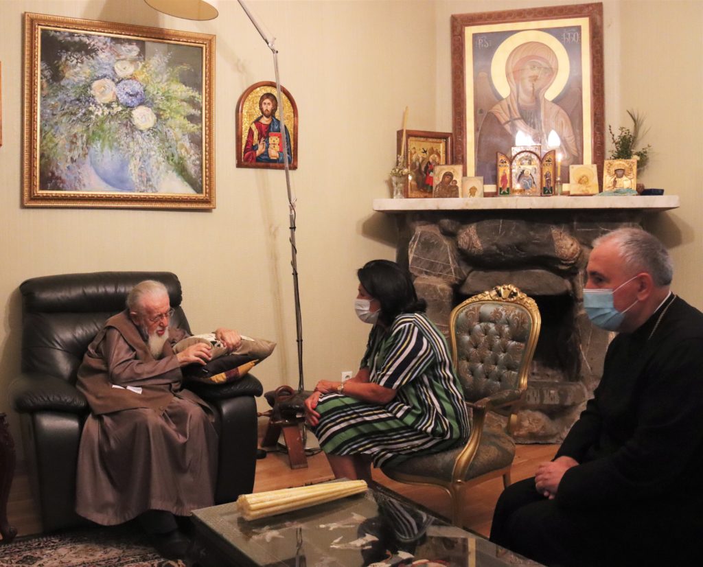 სრულიად საქართველოს კათოლიკოს-პატრიარქი საქართველოს პრეზიდენტს შეხვდა