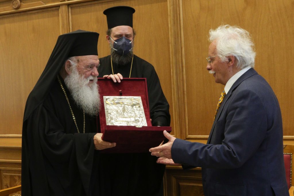 Η Εκκλησία της Ελλάδος τίμησε τον Ομότιμο Καθηγητή Γρηγόριο Στάθη