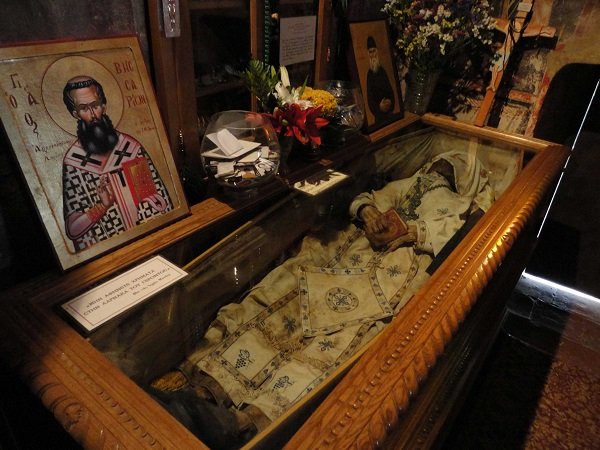 Η συγκλονιστική συνεργασία του σκηνώματος του οσίου Βησσαρίωνα με ιατροδικαστή