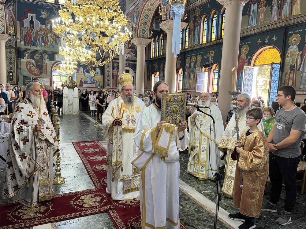 Η εορτή της Αγίας Τριάδος στη Λάρισα