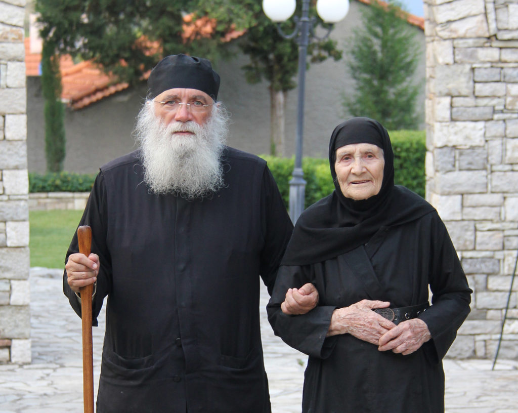 Αναχώρησε για την αιώνια ζωή η μητέρα του Γέροντα Νεκταρίου Μουλατσιώτη