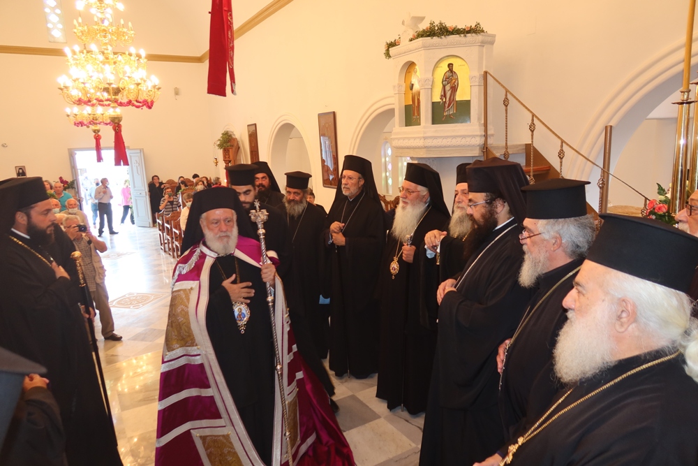 Εσπερινός Αγίου Αθανασίου του Παρίου στη γενέτειρα του