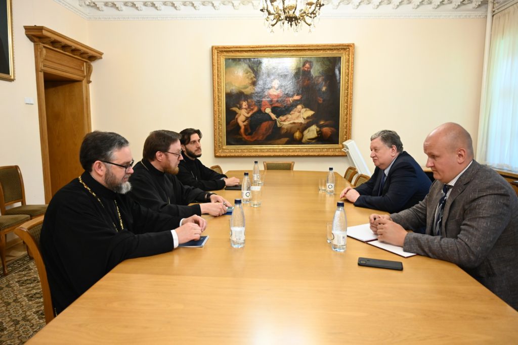 Заместитель председателя ОВЦС встретился с директором Департамента по работе с соотечественниками МИД России