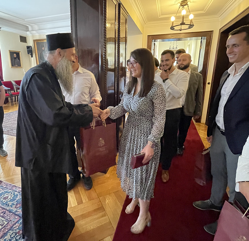 Ο Πατριάρχης Σερβίας σε φοιτητές: «Φειδωλοί σε όλα, αλλά όχι στην αγάπη προς τον πλησίον»