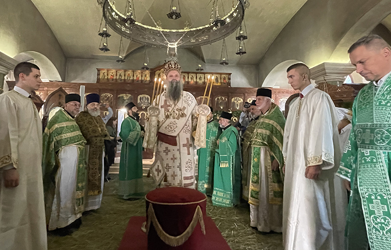 Ο Πατριάρχης Σερβίας στο πανηγυρίζον Μετόχι του Πατριαρχείου Μόσχας