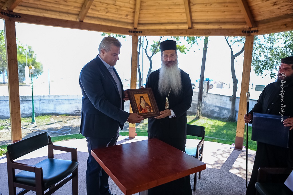 Ο νέος Αντιπεριφερειάρχης Π.Ε. Φθιώτιδος στον Μητροπολίτη Συμεών